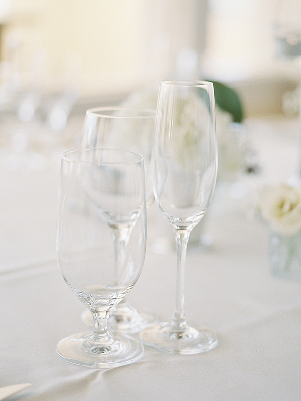 champagne glasses | Heather Payne Photography