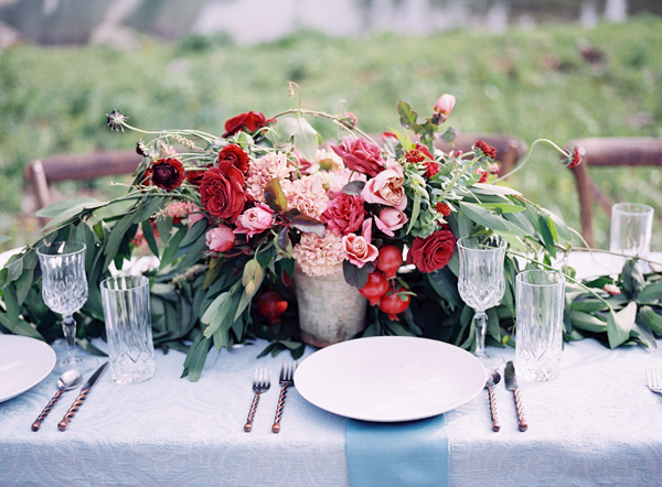 moody floral arrangement, kelly perry | Heather Payne Photography