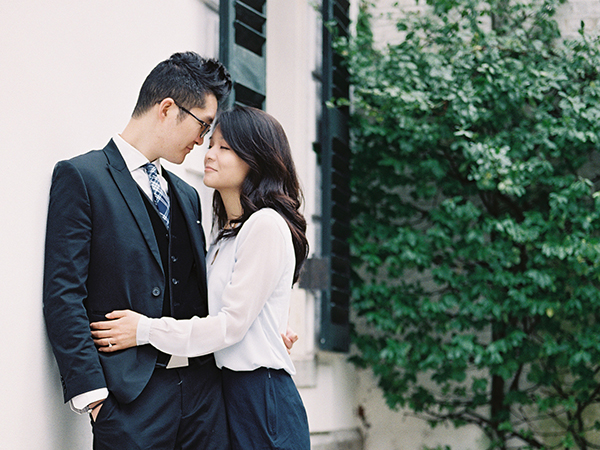 France Engagement, Romatic, French Kiss | Heather Payne Photography