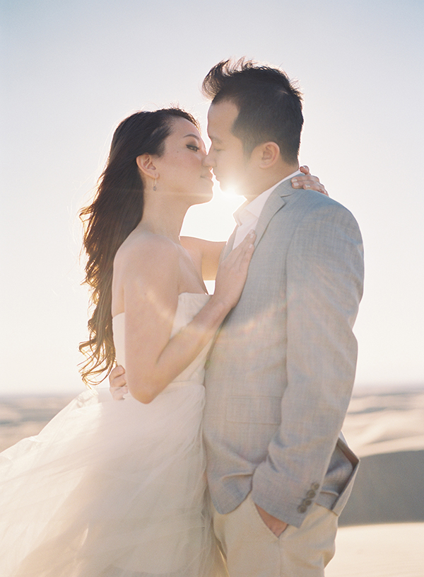 Sunset Kiss, California Wedding Photographer | Heather Payne Photography