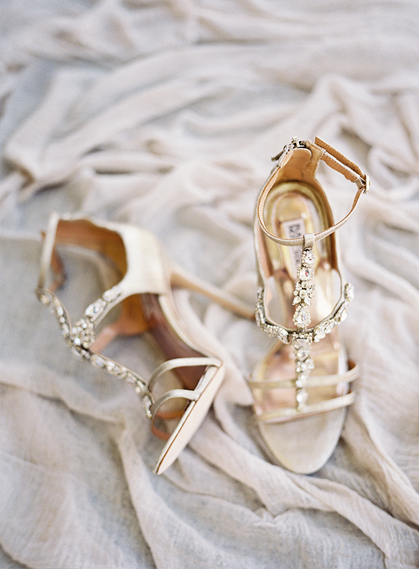 badgley mischka wedding shoes | Heather Payne Photography