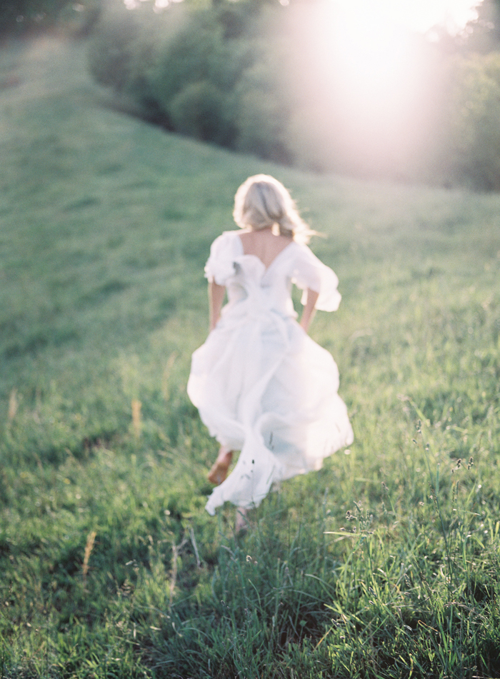 Bride Running, Ethereal Bridals, Heather Payne Photography
