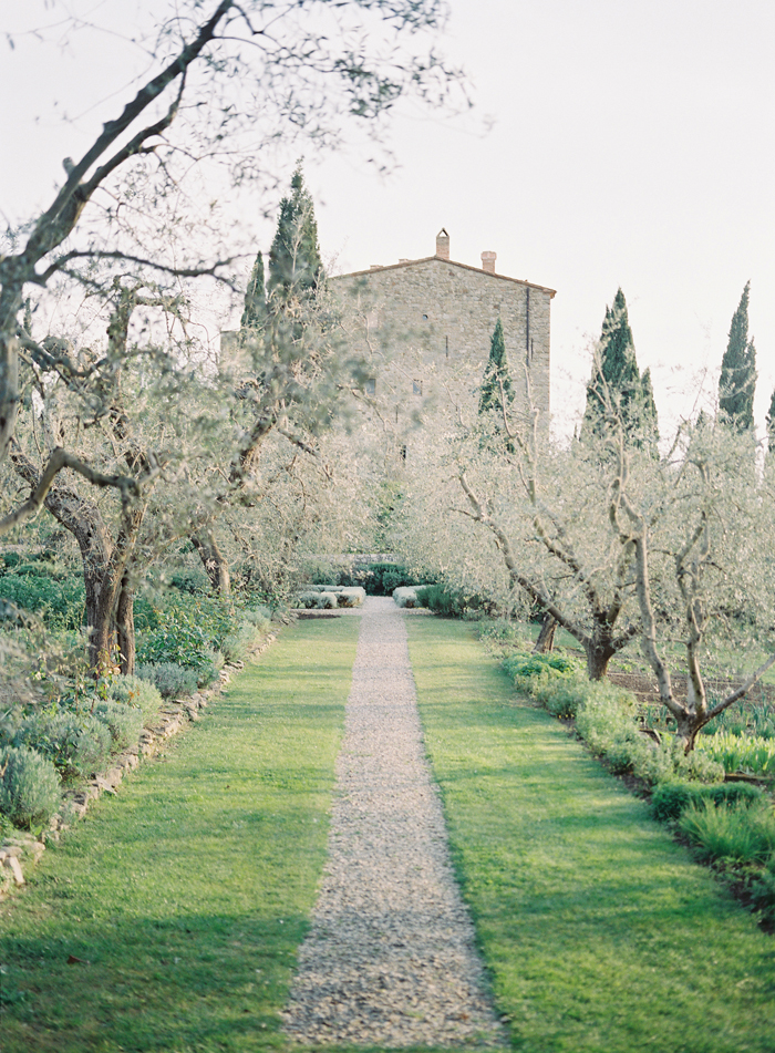 castello di vicarello, fine art film photographer, wedding, destination,