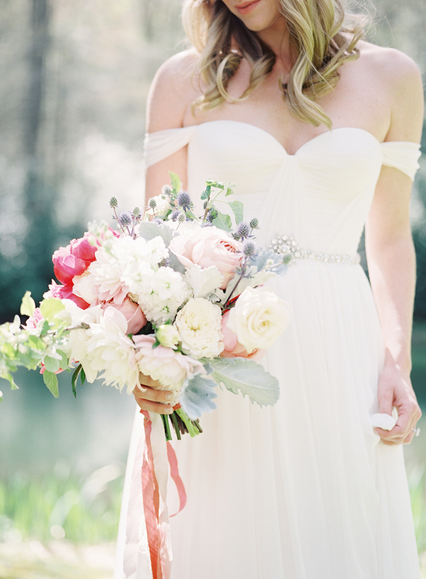 blush bridal bouquet by abany bauer, old edwards inn, bohemian wedding gown