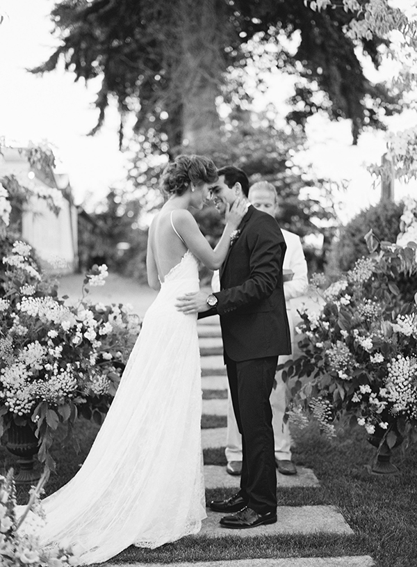 kiss the groom, wedding kiss, seattle washington | Heather Payne Photography