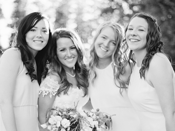 natural bridesmaids, mint and white, organic and natural wedding, telluride colorado