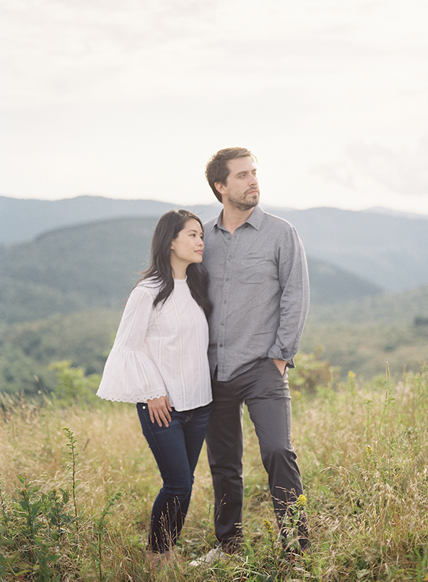 casual mountain engagement session | Heather Payne Photography