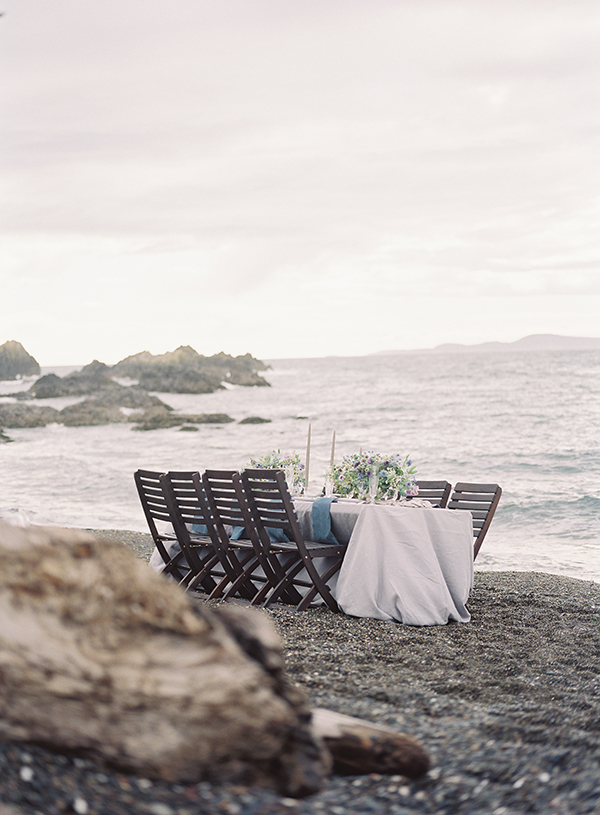 rocky beach wedding, moonstone blue color story | Heather Payne Photography