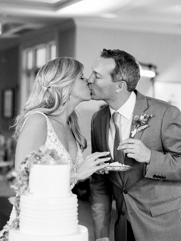 Destination Wedding Photographer, Film, Cake Cutting, Charleston SC Wedding Photographer | Heather Payne Photography