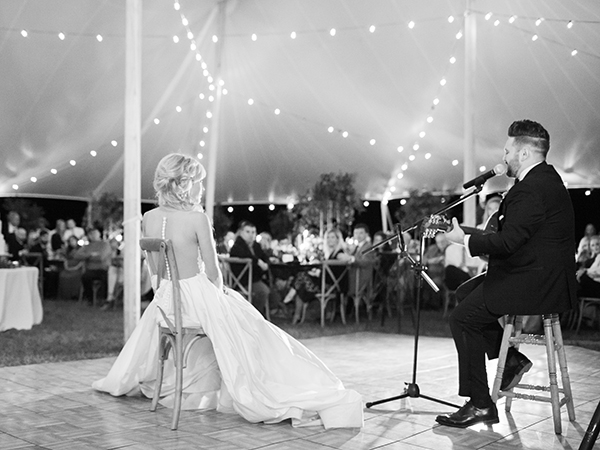 Shay Mooney Singing to Hannah, Shay & Hannah Mooney Wedding, Dan + Shay, Country Music | HEATHER PAYNE PHOTO