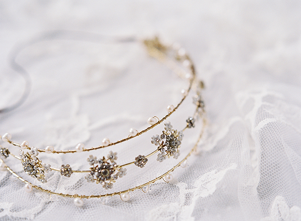 bridal tiara, erica elizabeth designs, wedding fashion photography | Heather Payne Photography