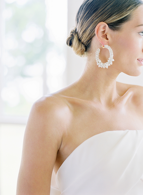 Chic Sophisticated Bride, Victor & Rolf Wedding Gown, Oscar De La Renta Pear Earrings, Montage Palmetto Bluff Wedding Photographer  | Heather Payne Photography
