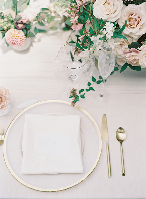 romantic wedding, gold rim plate, pink flowers | Heather Payne Photography