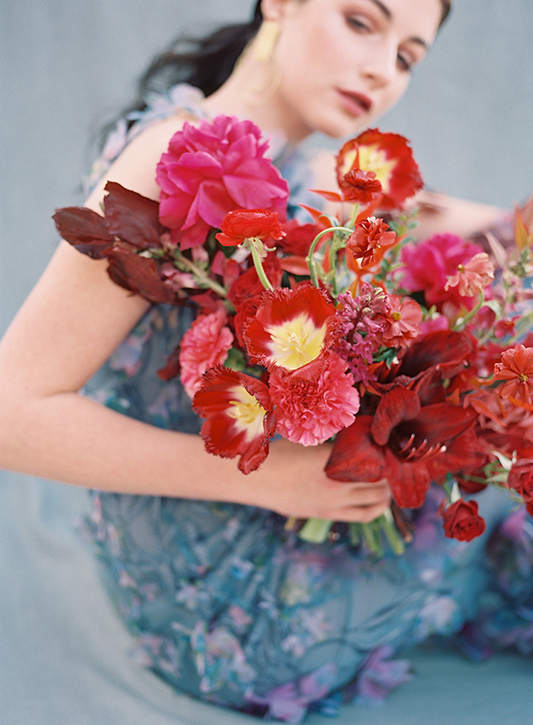 red bouquet, the southern table, marchesa notte, marchesa blue gown | Heather Payne Photography