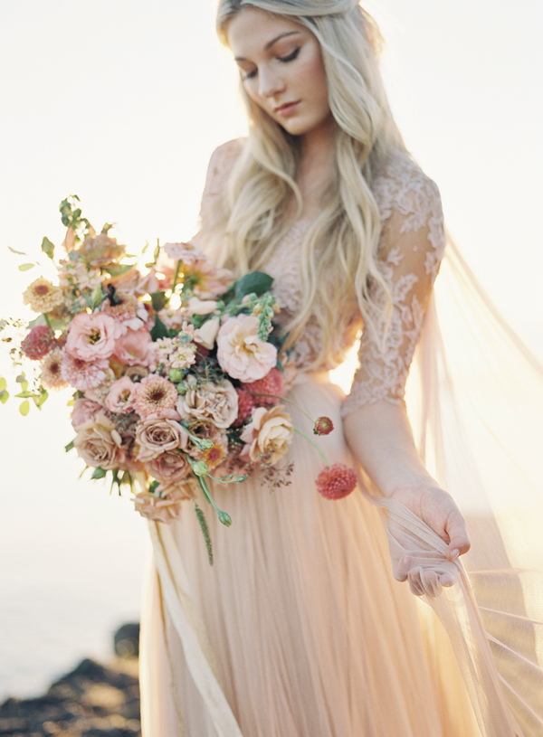 Floret Flowers Bouquet, Pink blush berry bridal bouquet, erin benzakein | Heather Payne Photography