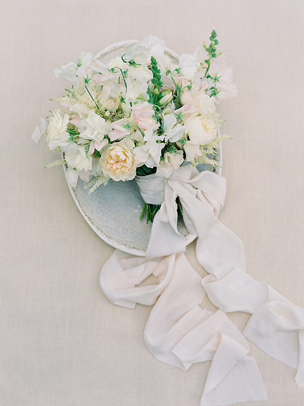 Delicate Bridal Bouquet, All White, Sweat Pea Wedding, Montage Palmetto Bluff, Urban Petals  | Heather Payne Photography
