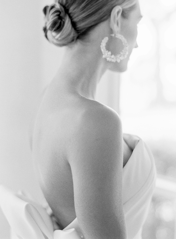 Chic Sophisticated Bride, Montage Palmetto Bluff Wedding  | Heather Payne Photography