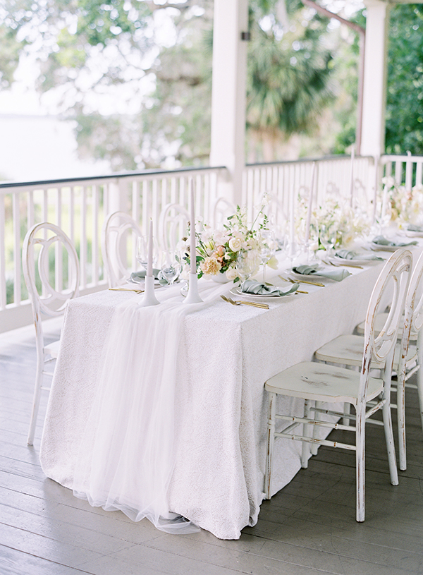 Montage Palmetto Bluff Table Design by Kelly Strong Events, Charleston Wedding Photographer  | Heather Payne Photography